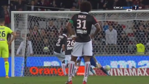 围绕东契奇 围绕东契奇